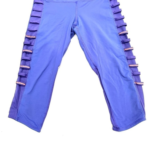 Lululemon Iris Flower Purple Breezy Crops - Picture 3 of 10